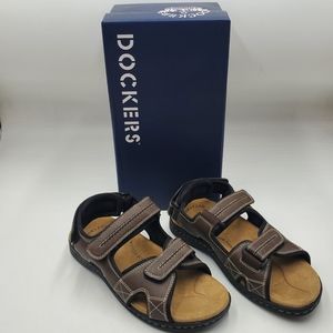 Dockers Men's Newpage Outdoor Comfort Sandals Brown Size:7M (flaw)
